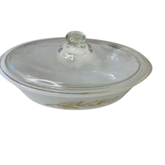 Vintage Anchor Hocking Fire-King White Milk Glass Oval Casserole Dish With Gold - Picture 9 of 9